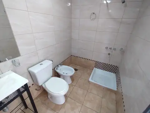 Departamento en Alquiler en Floresta, $ 560.000