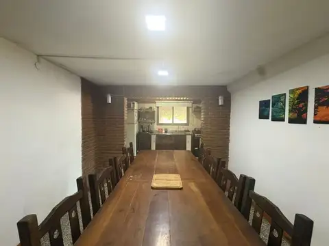 CASA DE 2 DORMITORIOS Y ESCRI. BARRIO SAN LORENZO