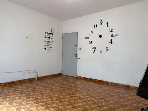 Departamento en Venta en Pompeya, USD 32.000