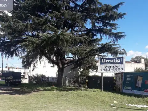 Pres Santiago Derqui 100