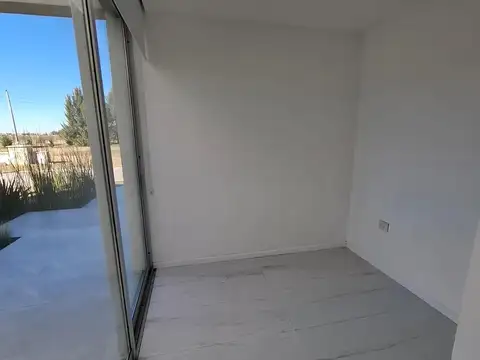 CASA EN ALQUILER EN LA PROVIDENCIA - CANNING