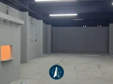 Depósito en alquiler en Garin, a 2 cuadras de panamericana