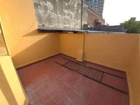 Depto Tipo Casa 3 ambientes con 1 baño
