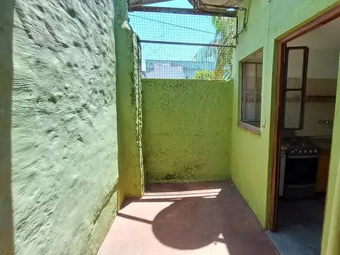 Depto Tipo Casa en Venta en Olivos, USD 105.000