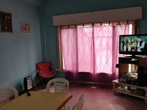 NUEVO VALOR   Casa en esquina Rodriguez