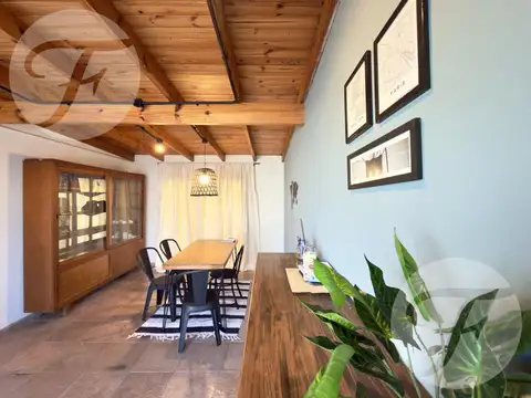 Casa en venta en PH sobre lote de 320 m2 - Jardín, Oficina, Uso comercial a metros del centro