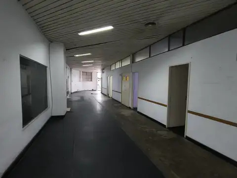 Local en Venta 50 años