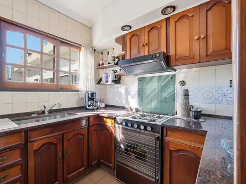 Venta PH 4 ambientes con Terraza propia en Lanus Oeste