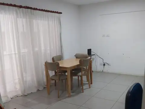 Departamento en Alquiler en Ituzaingo Norte, $ 650.000