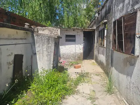 Casa a refaccionar en Tigre Centro