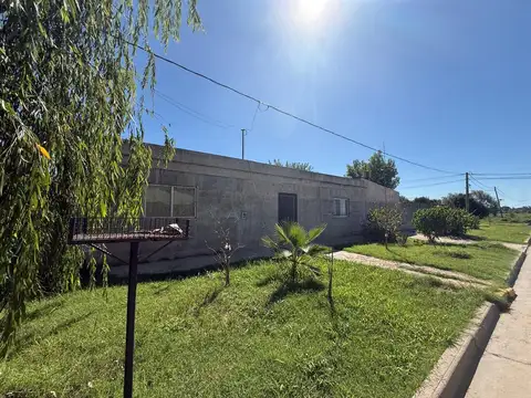 venta Casa pueblo esther esquina