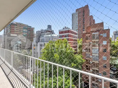 Alquiler departamento 4 amb c/cochera en Belgrano amoblado