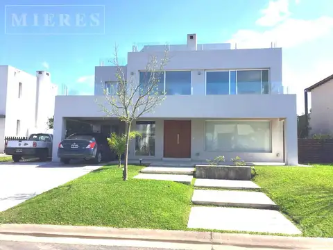 Casa en Alquiler Anual amoblado Los Alisos, Nordelta.