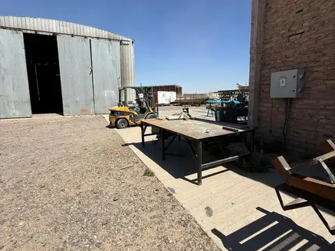 Galpon en Venta en Neuquén, USD 1.100.000
