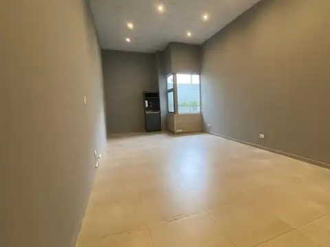 Oficina en Alquiler en San Jose, $ 790.000