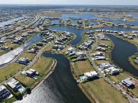 Terreno en Venta de 975,0 m2