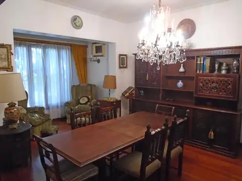 Casa 6 ambientes con 1 baño