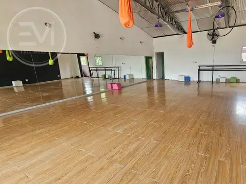 Departamento 5 ambientes con 4 baños