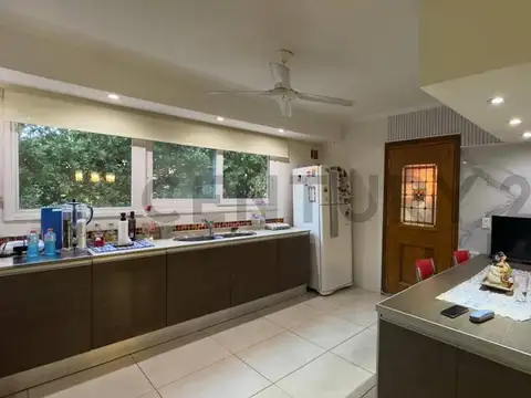 Casa en Venta en Club Miralagos, USD 290.000