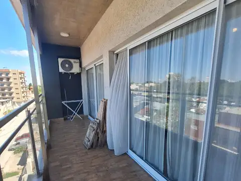 Departamento de 2 amb con cochera en venta en Jose Leon Suarez