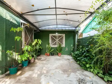 Casa en Venta con 1 cochera