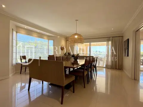 Casa en Venta al Noroeste