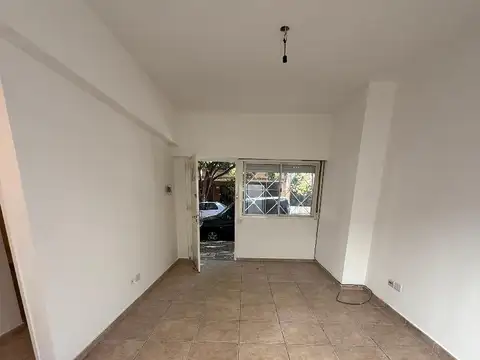 Depto Tipo Casa en Alquiler de 2 ambientes