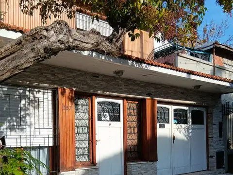 Casa en Venta de 4 ambientes en Quilmes