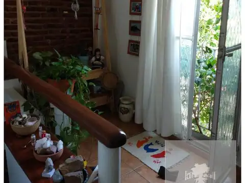 Depto Tipo Casa en Venta con 1 cocheras