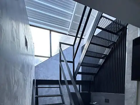 Depto Tipo Casa en Venta en Caballito, USD 232.000
