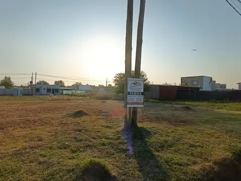 Terreno en Venta en Los Pioneros, USD 16.000