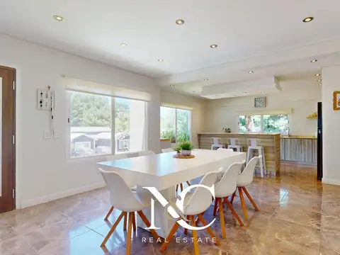 Casa 4 ambientes con 3 baños