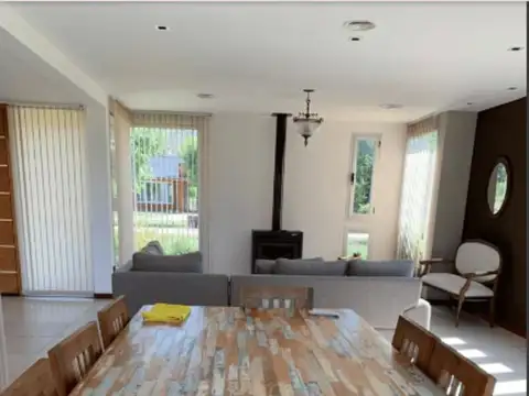 Casa 3 ambientes con 3 baños