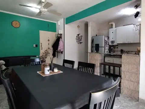 Vta. dto. 3 amb. con cochera patio,parrilla !