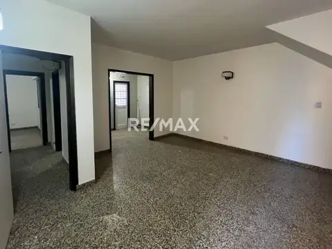 Venta dpto planta baja 2 dorm y patio Neuquen