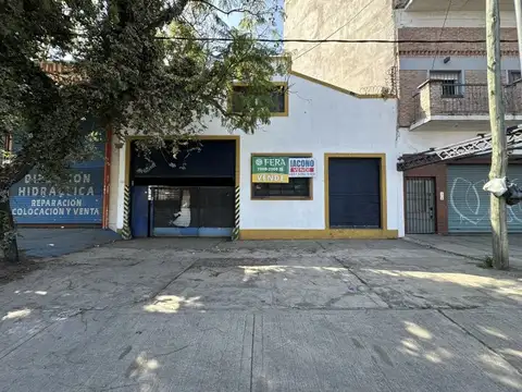 GALPÓN COMERCIAL C/ doble salida