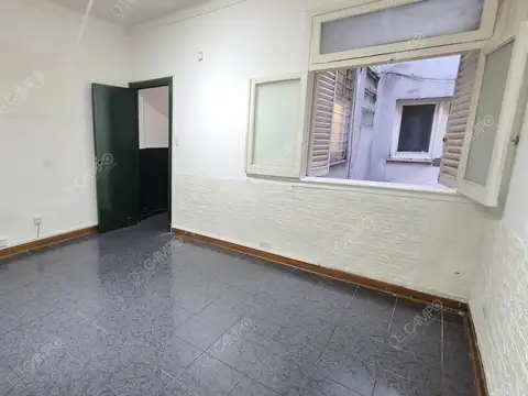 Depto Tipo Casa 2 ambientes con 1 baño
