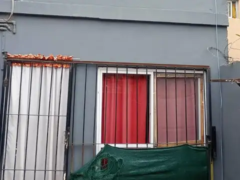 Casa en venta - 3 Dormitorios 2 Baños - Cochera - 109Mts2 - El Pato