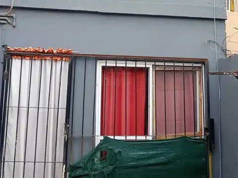 Casa en venta - 3 Dormitorios 2 Baños - Cochera - 109Mts2 - El Pato