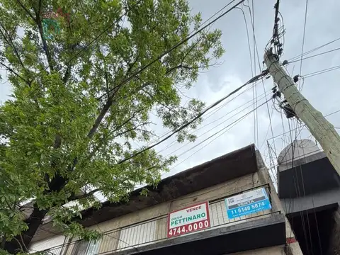 Depto Tipo Casa en Venta de 8 dormitorios