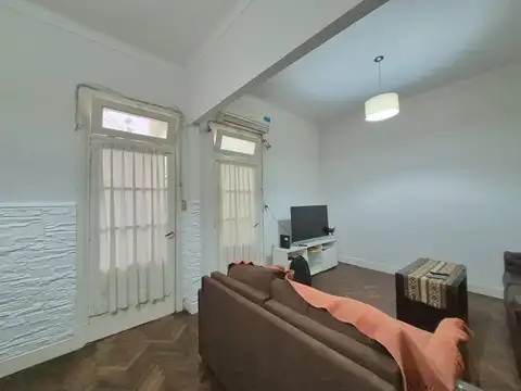 Depto Tipo Casa en Venta 56 años