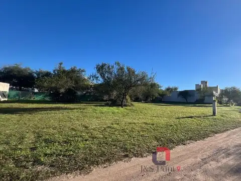 LOTE EN VILLA CATALINA  (Primera Etapa)