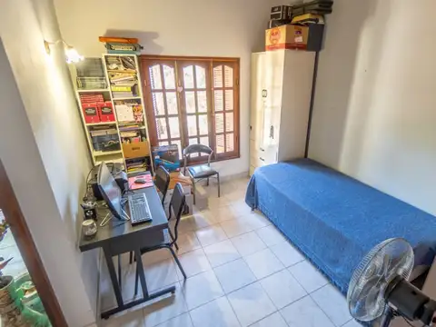 Casa 6 ambientes con 3 baños