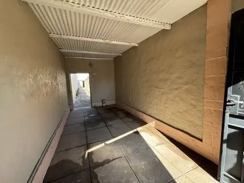 Avenida López y Planes 4700