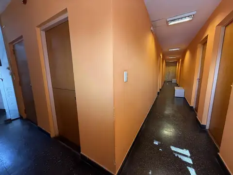 Oficina en Alquiler en Villa Ballester, $ 320.000