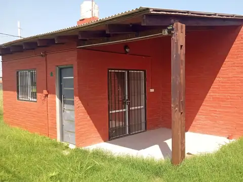 Casa Dos Dormitorios  en  Tierra de Sueños 3, Roldán