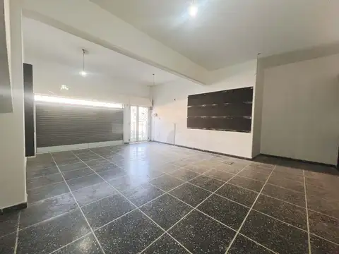 ALQUILER LOCAL 80M2 C/KITCHINETTE.BAÑO AVELLANEDA.