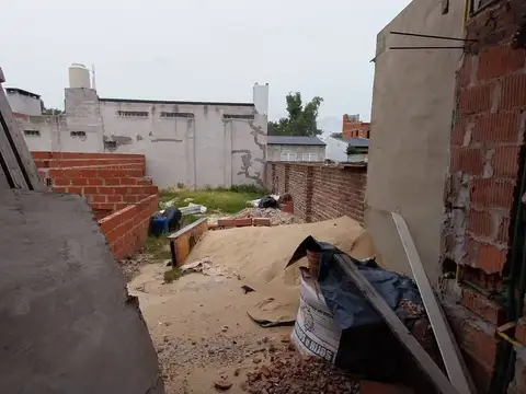 Depto Tipo Casa en Venta de 3 ambientes