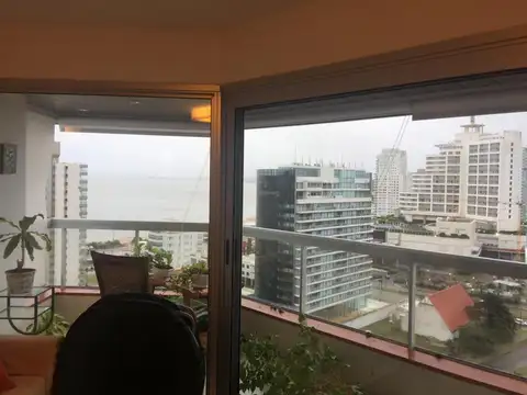 Departamento 5 ambientes con 3 baños