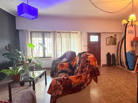 Depto Tipo Casa en Venta con 1 cocheras